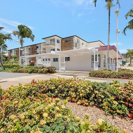 Endeavour Inn Emu Park Exterior foto
